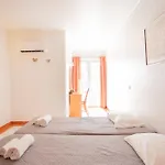 Апартаменты Colibri By Hellovacations