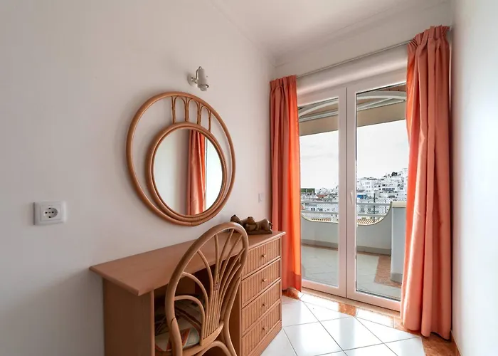 Colibri By Hellovacations